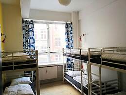 Sleep in Heaven hostel & bar