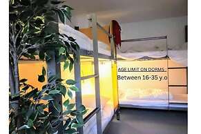 Sleep in Heaven hostel & bar