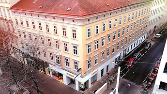 Urban Boutique Hotel