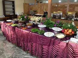 Grand Akcali Hotel