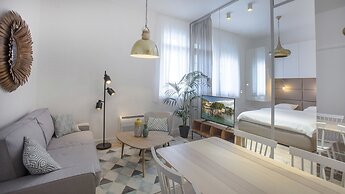 Ah Design Apartments