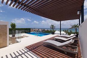 Menesse 205 by CocoBR