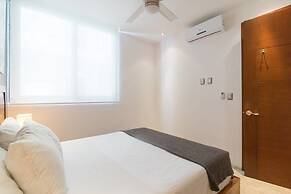 Menesse 205 by CocoBR