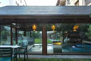 Apartamentos Pessets Adelaida
