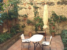 Casa al Teatro