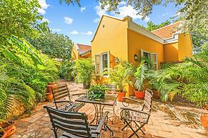 Curacao Gardens