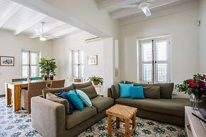 Curacao Gardens
