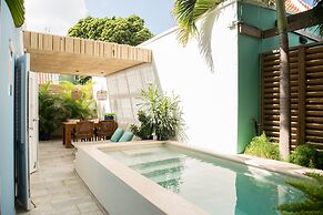 Curacao Gardens