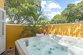 Curacao Gardens