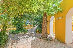 Curacao Gardens