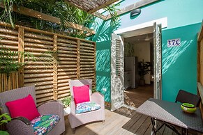 Curacao Gardens