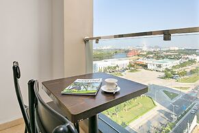 Lavender Riverside Hotel