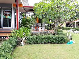 Ban Lek Resort