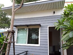 Ban Lek Resort