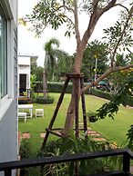 Ban Lek Resort