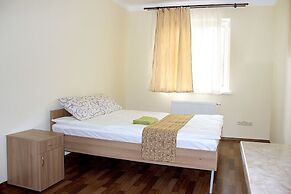 Friendly House - Hostel
