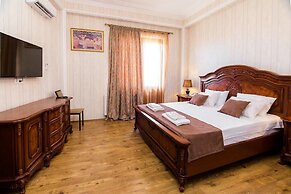 Elia Palace Hotel