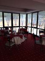 OSKAR HOTEL