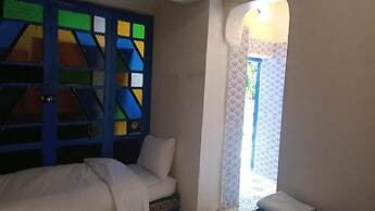 Riad Carole