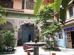 Riad Carole