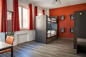 The RomeHello - Hostel