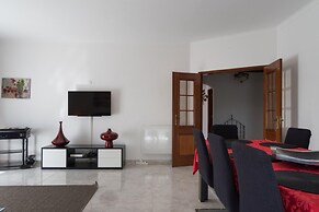 Akisol Lagos Sky IV