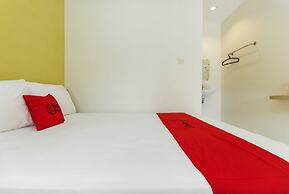 RedDoorz Plus @ Slamet Riyadi