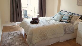 2 Bed Apartment in the West End