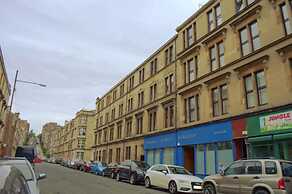 2 Bed Apartment in the West End