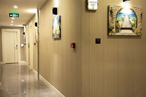 Hotel Iz