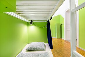 Avenue Hostel
