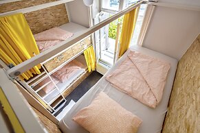 Avenue Hostel