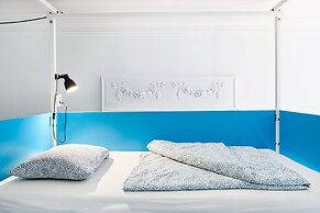 Avenue Hostel