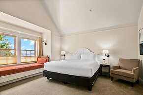Saratoga Inn