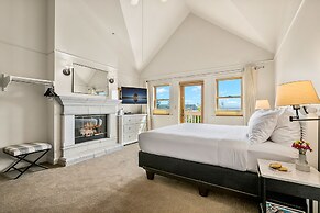 Saratoga Inn