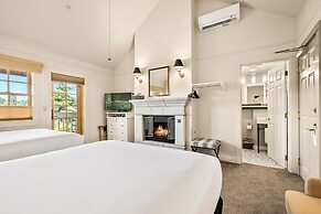 Saratoga Inn