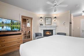 Saratoga Inn