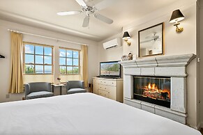 Saratoga Inn
