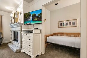 Saratoga Inn