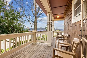 Saratoga Inn