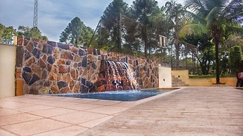 Pirayu Hotel & Resort