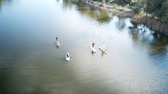 Kaiafas Lake Hotel