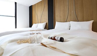 Hotel Initial-Beer