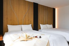 Hotel Initial-Beer