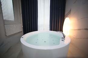 Gladsheim Hotel