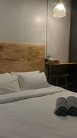 Ekanek Hostel Bangkok - Adults Only