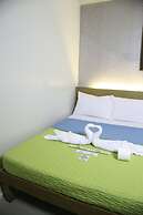 Quoalla Hotel Makati