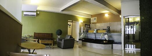 Quoalla Hotel Makati