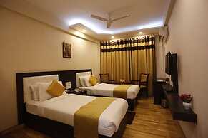 Paradise Ganga - A River Side Hotel