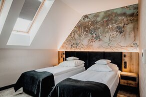 Hotel Poledno